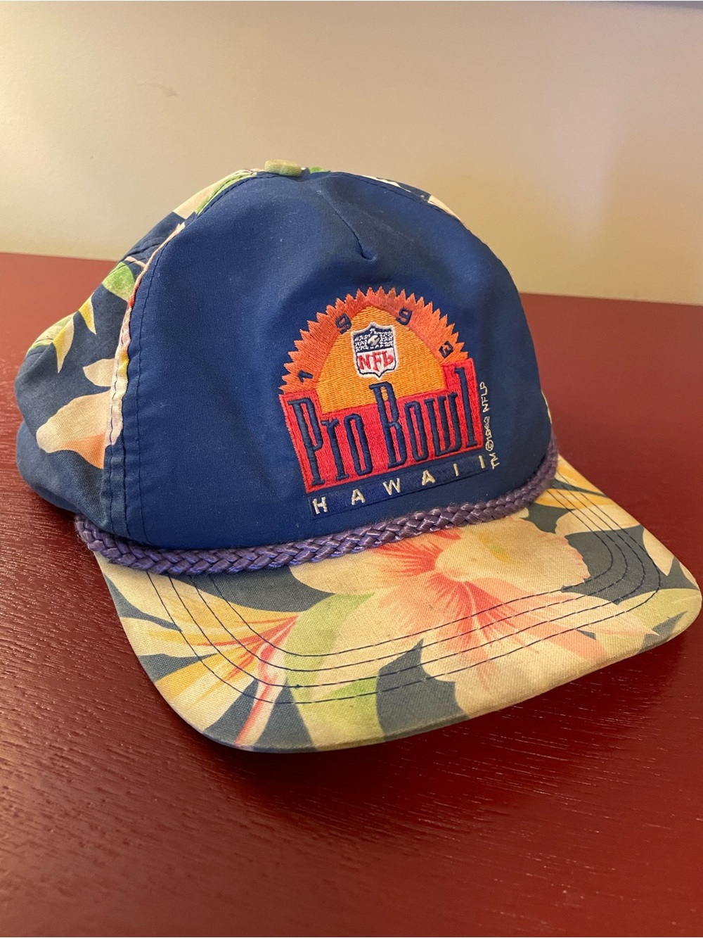 VTG ‘93 NFL Pro Bowl Hawaii Floral Snapback Hat